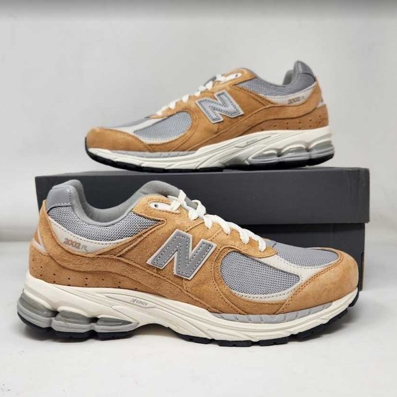 New men's 10 New Balance x J Crew 2002R sneakers Sweet